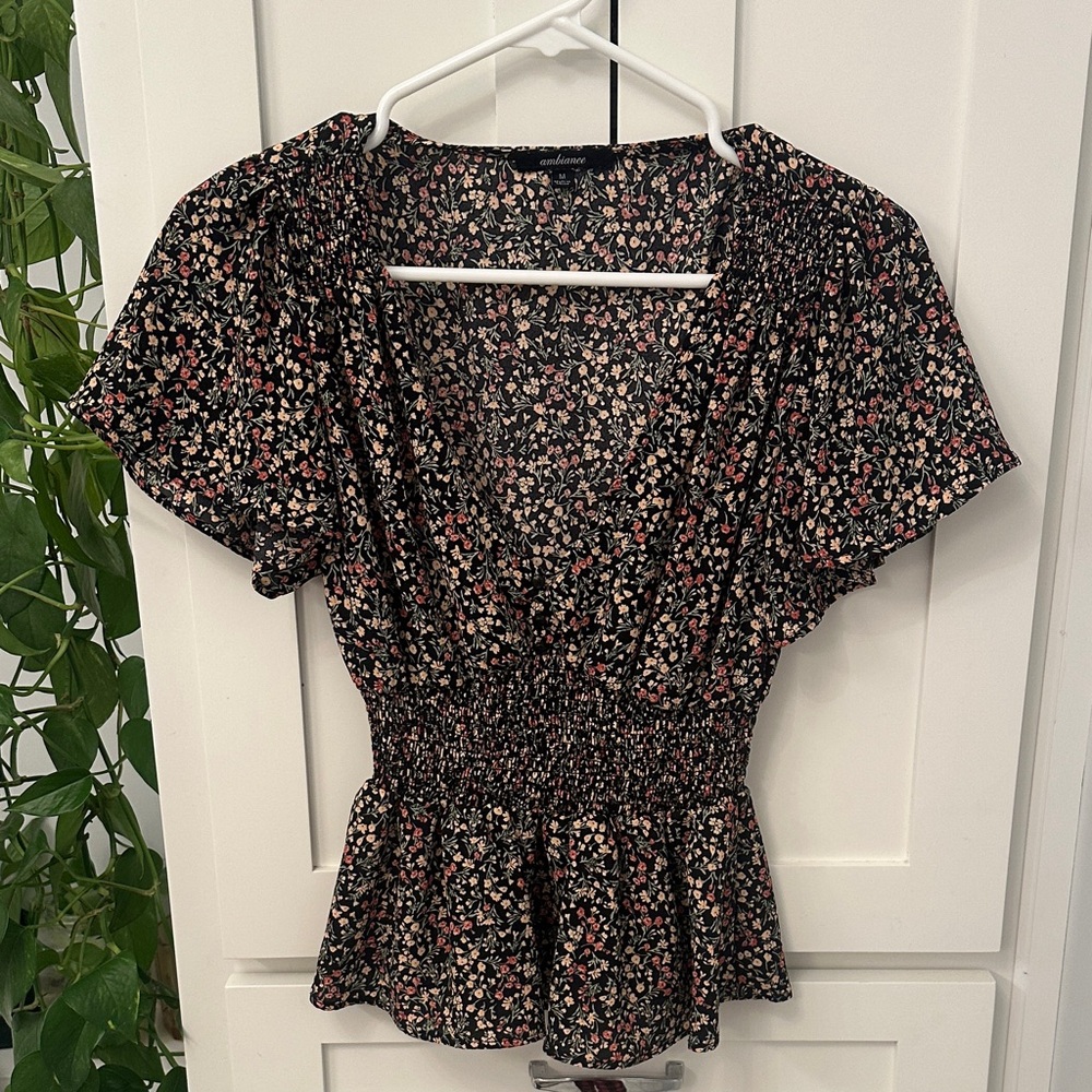 Ambiance Floral Smocked Women's Top Medium